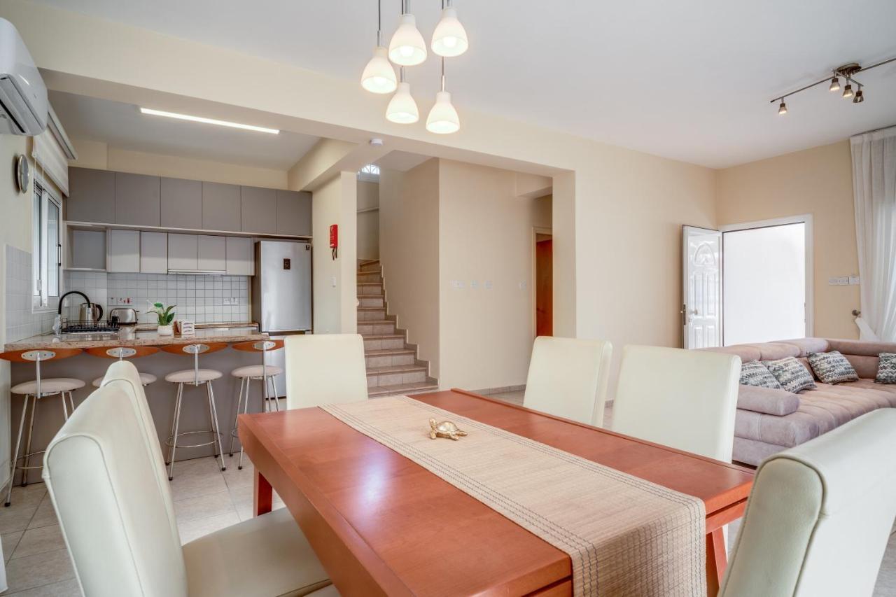 פאראלימני Amphitrite Villa מראה חיצוני תמונה
