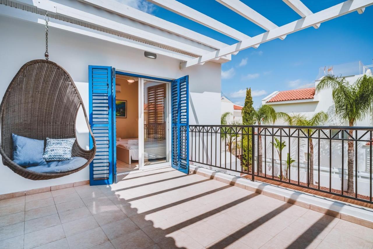 פאראלימני Amphitrite Villa מראה חיצוני תמונה