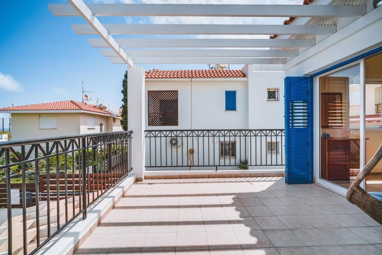 פאראלימני Amphitrite Villa מראה חיצוני תמונה