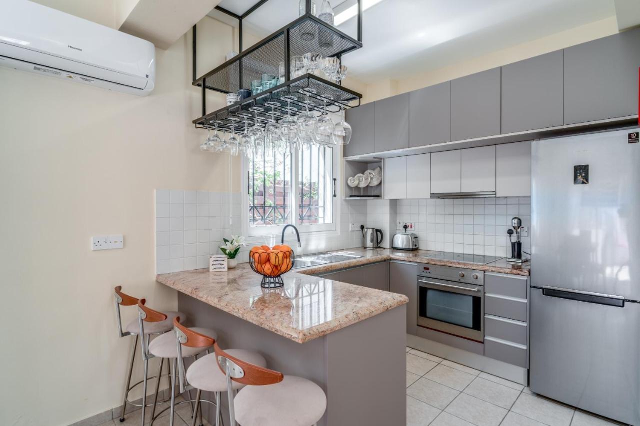 פאראלימני Amphitrite Villa מראה חיצוני תמונה